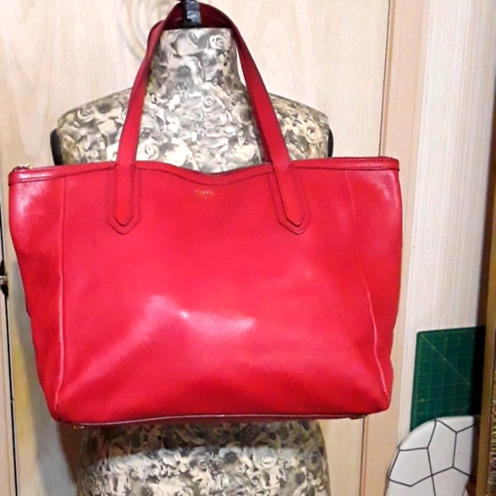 Fossil leather handbag/tote bag
